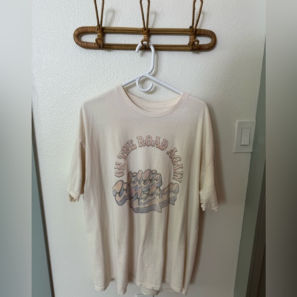 Tops - Willie Nelson Graphic Tee Tag - Black on Cream